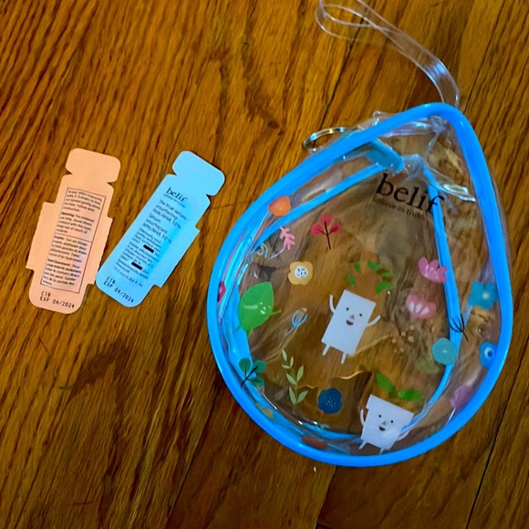 Cute Belif Bag with samples - Picture 1 of 11